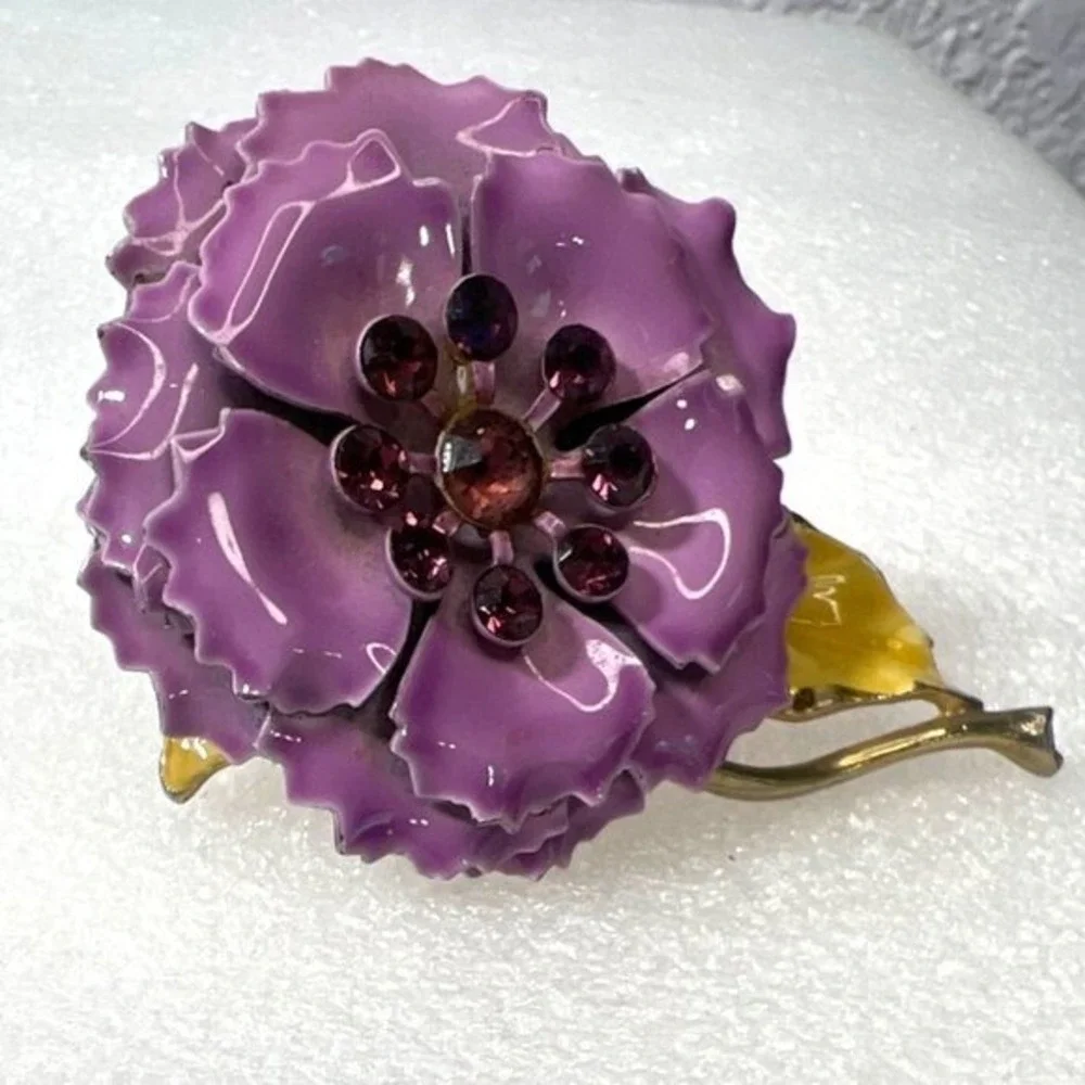 Vintage Lavender‎ Enamel 3D Floral Brooch Ruffled Purple Rhinestones Gold Tone